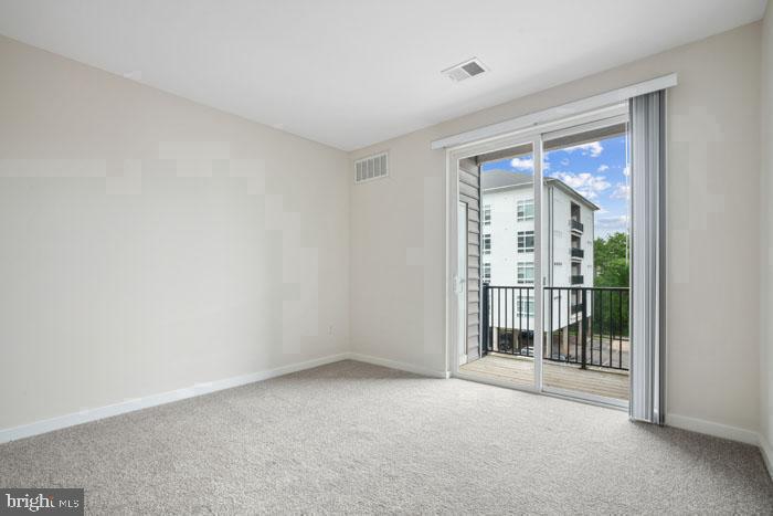 131 Bridge St #1414 Property Photo 95