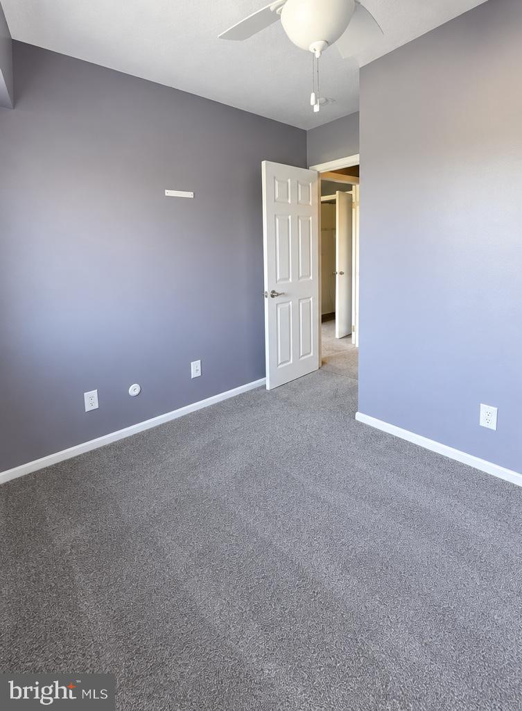 524 Valley Dr #524 Property Photo 5