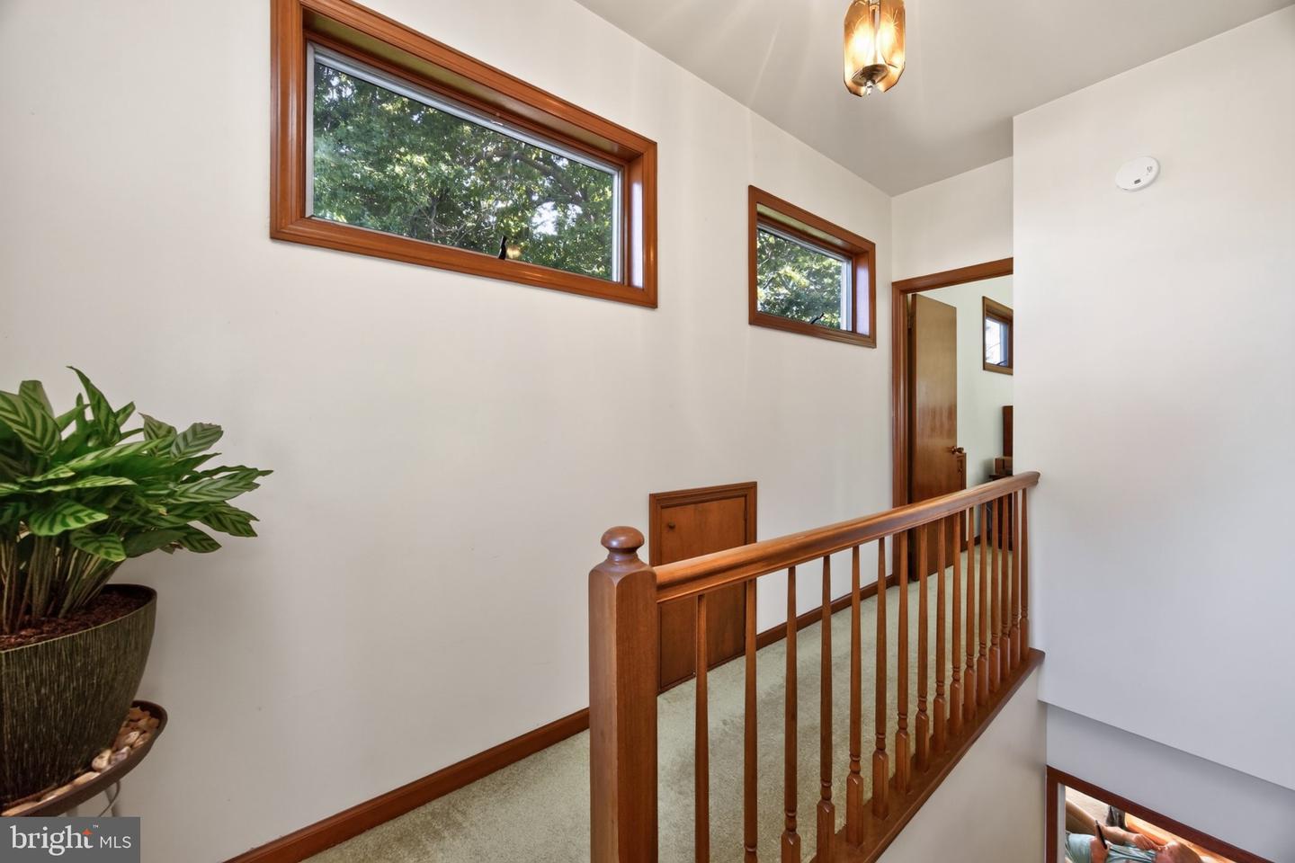 401 Pikeland Ave Property Photo 24