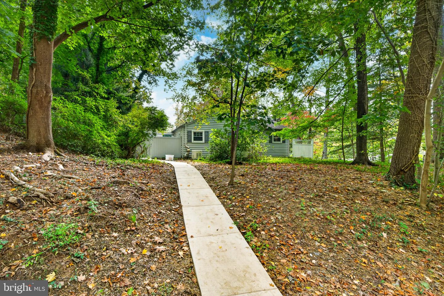 59 Lakeside Ave Property Photo 36