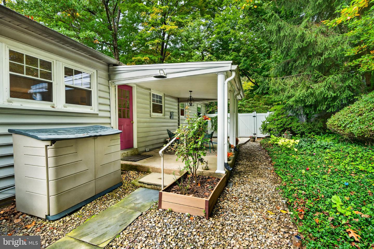 59 Lakeside Ave Property Photo 39