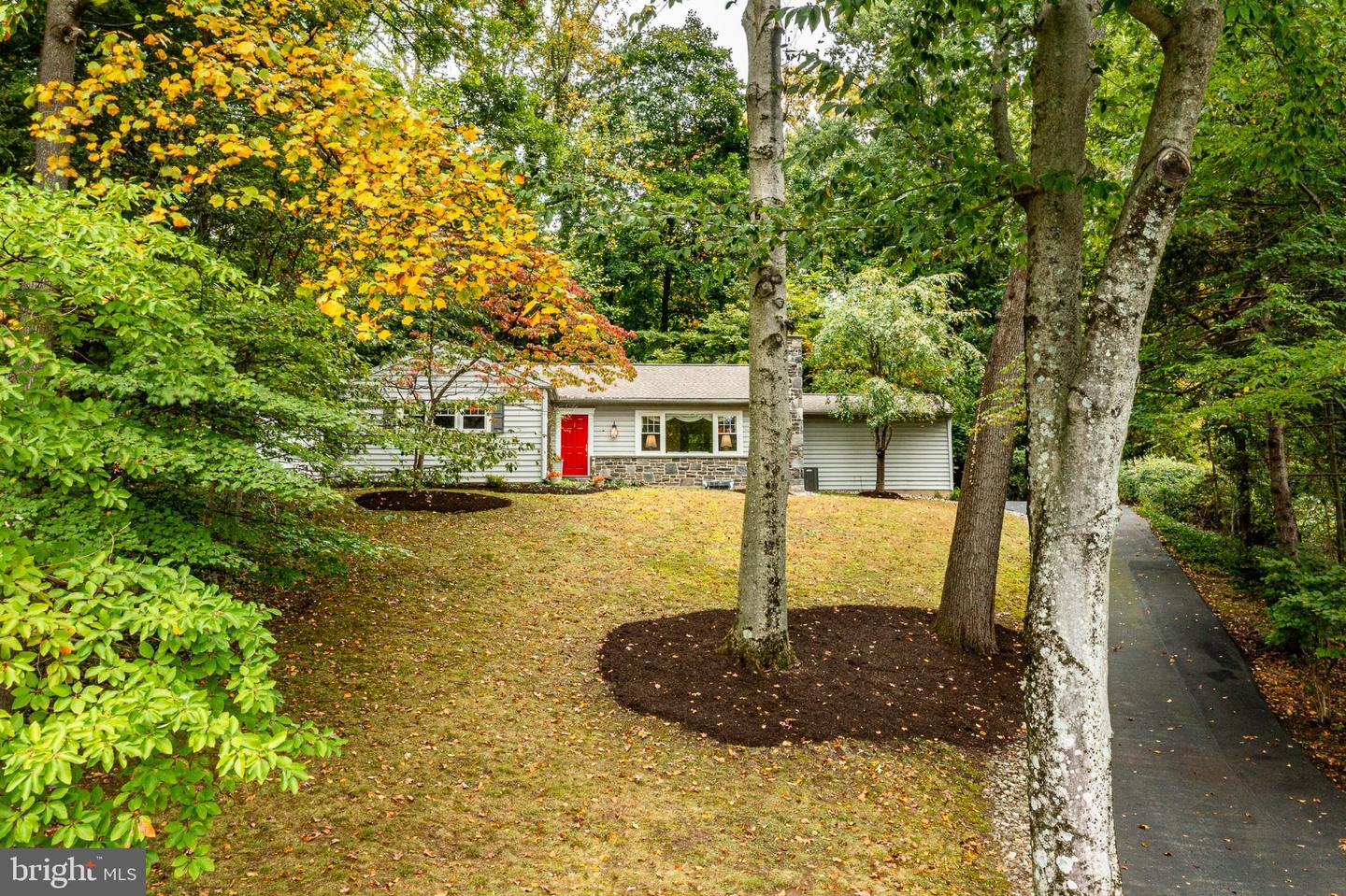 59 Lakeside Ave Property Photo 42