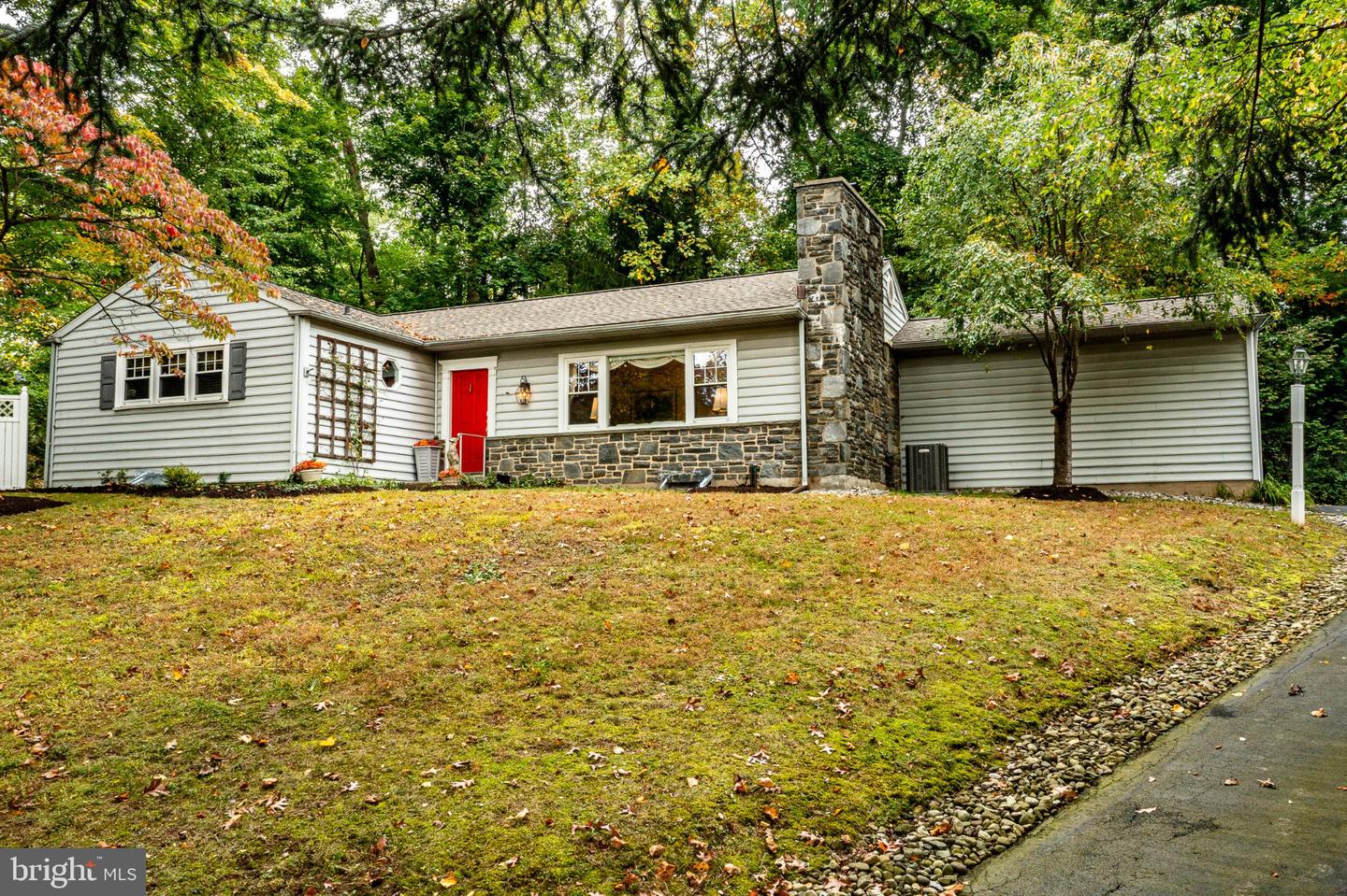 59 Lakeside Ave Property Photo 45