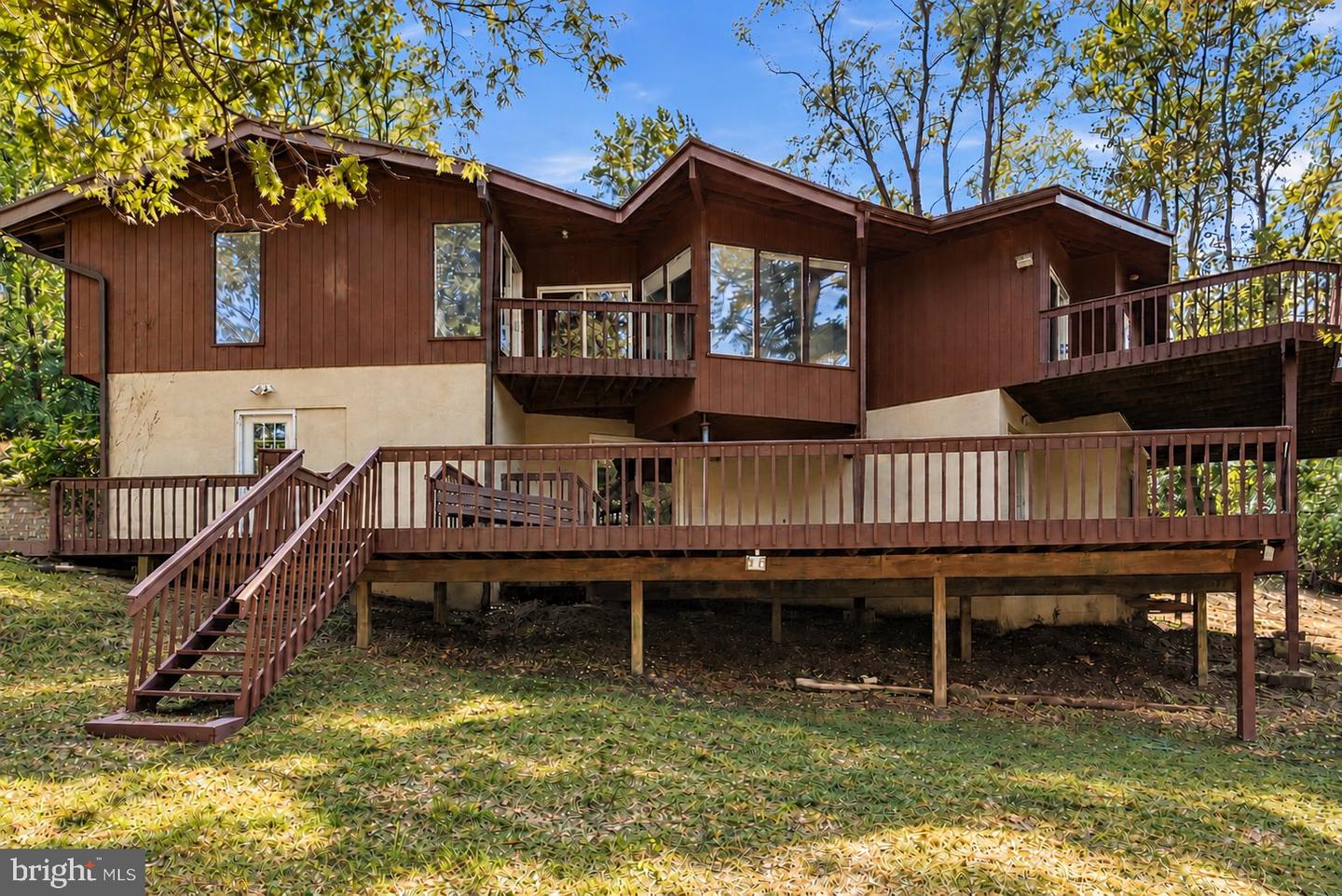 2367 Pheasant Hill Ln Property Photo 1