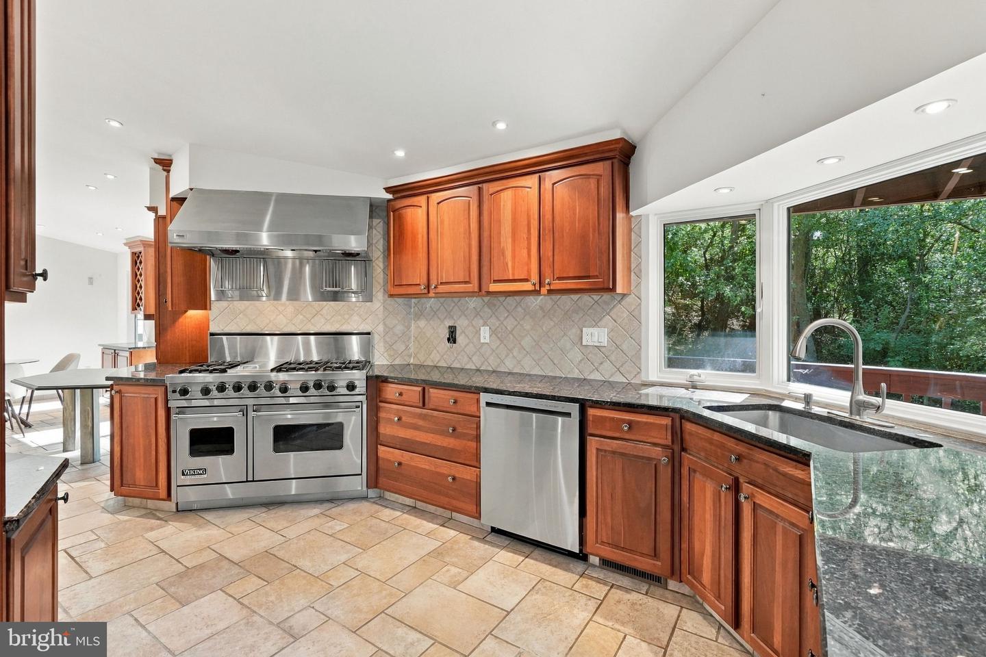 2367 Pheasant Hill Ln Property Photo 17