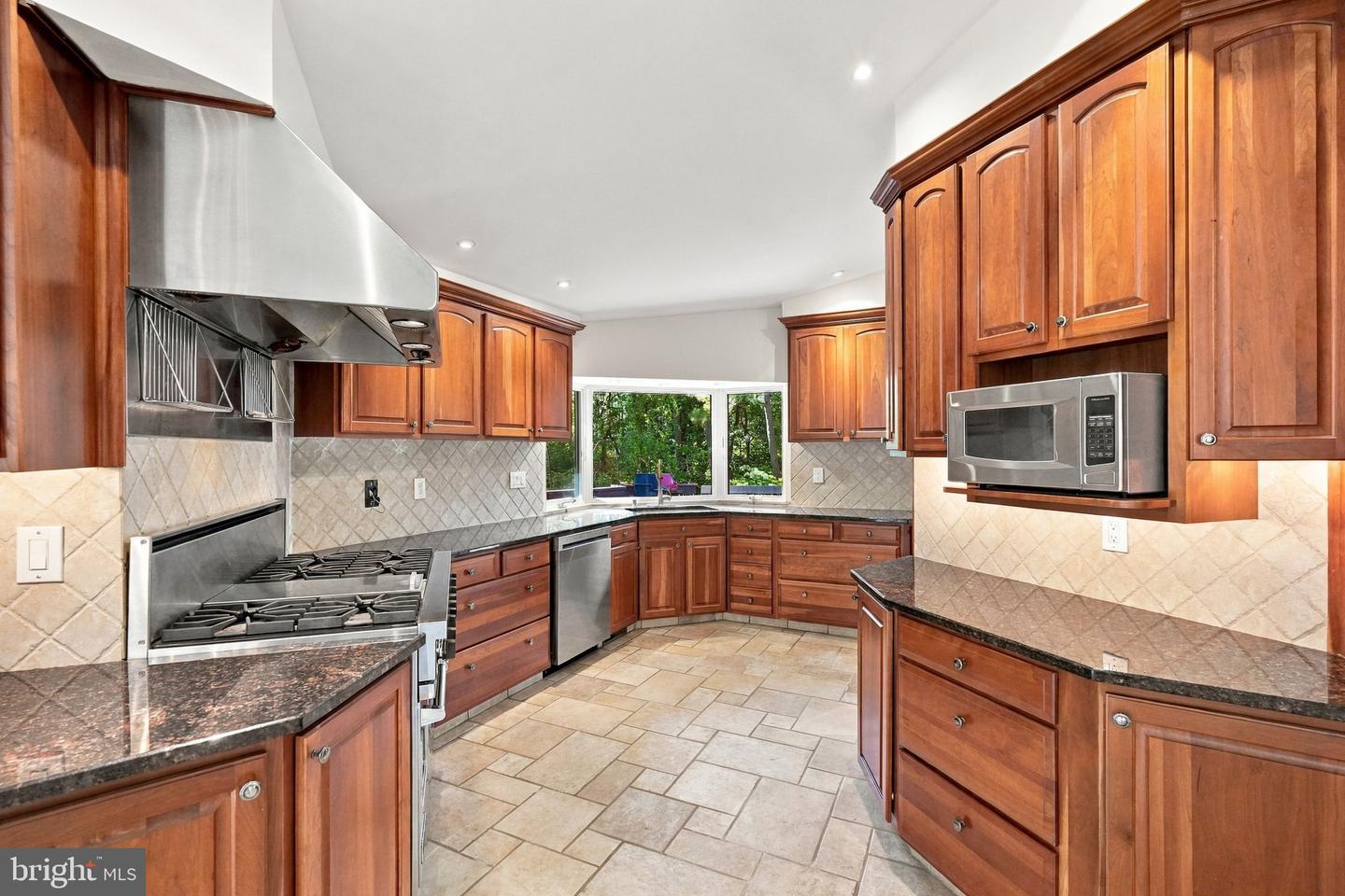 2367 Pheasant Hill Ln Property Photo 19