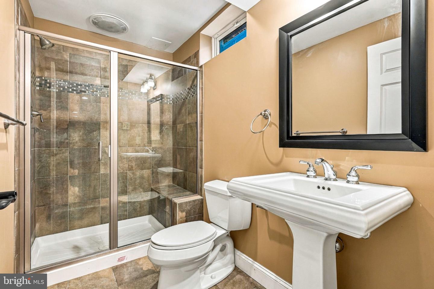 237 Highland Ave Property Photo 42