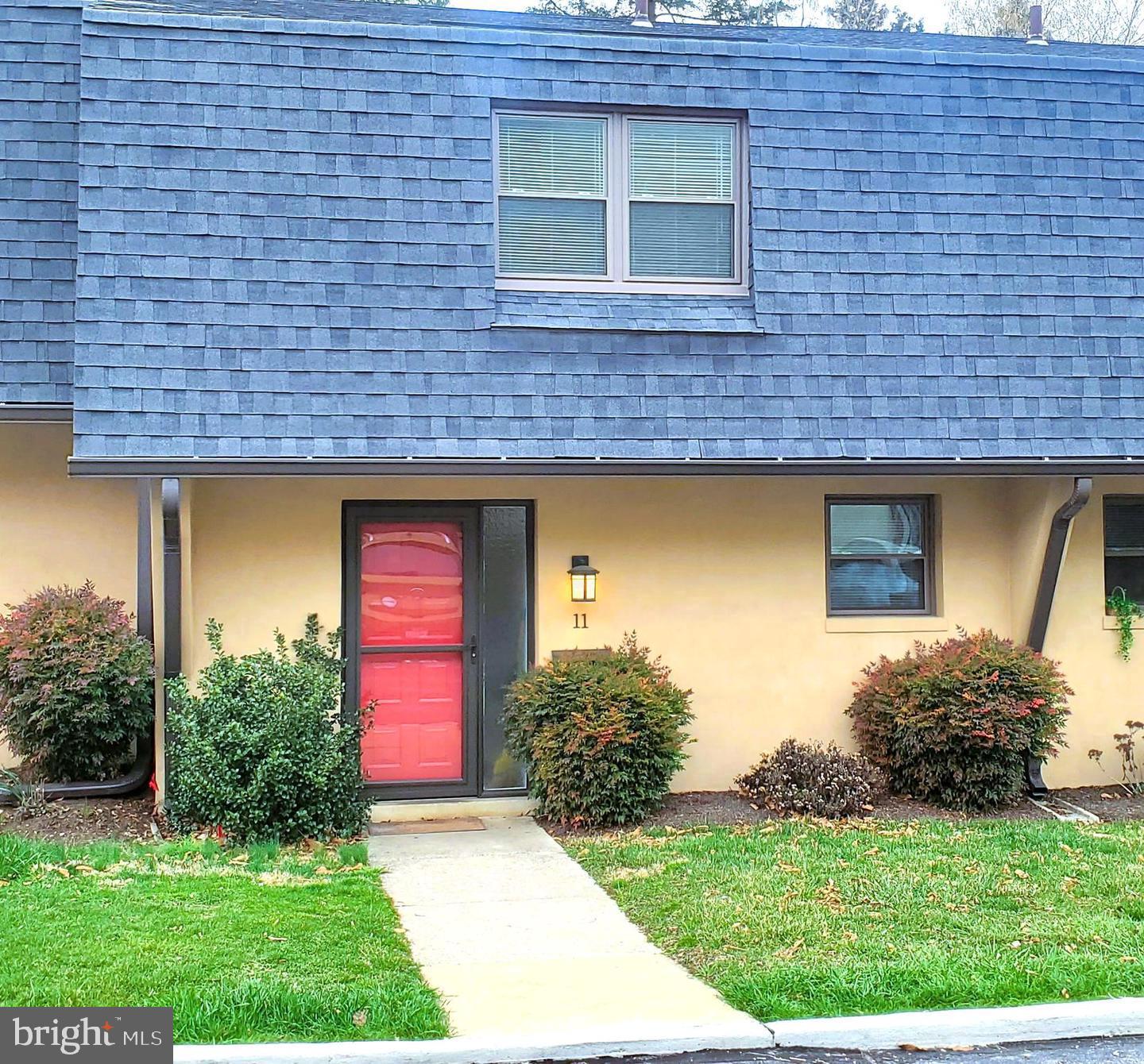 315 S VALLEY FORGE RD #11 Property Photo 1