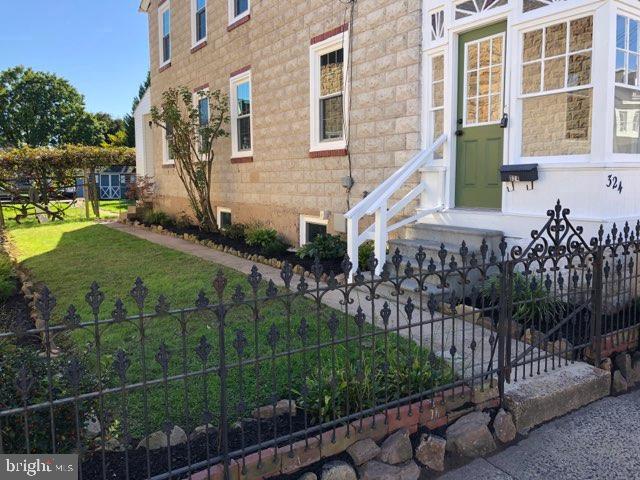 324 High St Property Photo 1