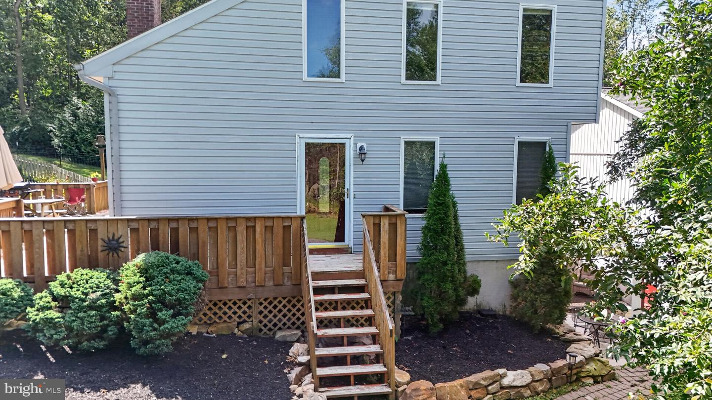 112 Norton Dr Property Photo 18
