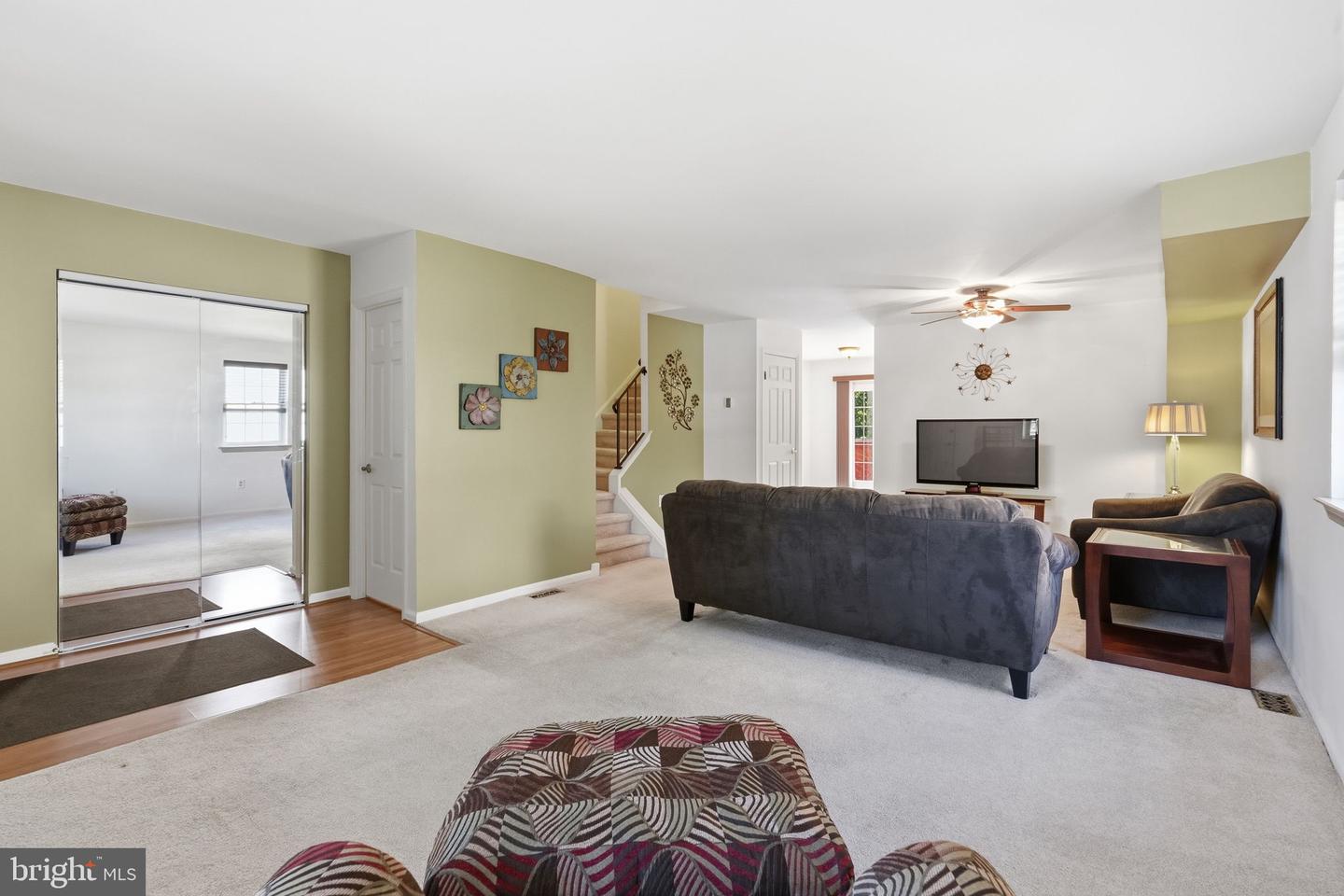 1909 Diane Cir Property Photo 6
