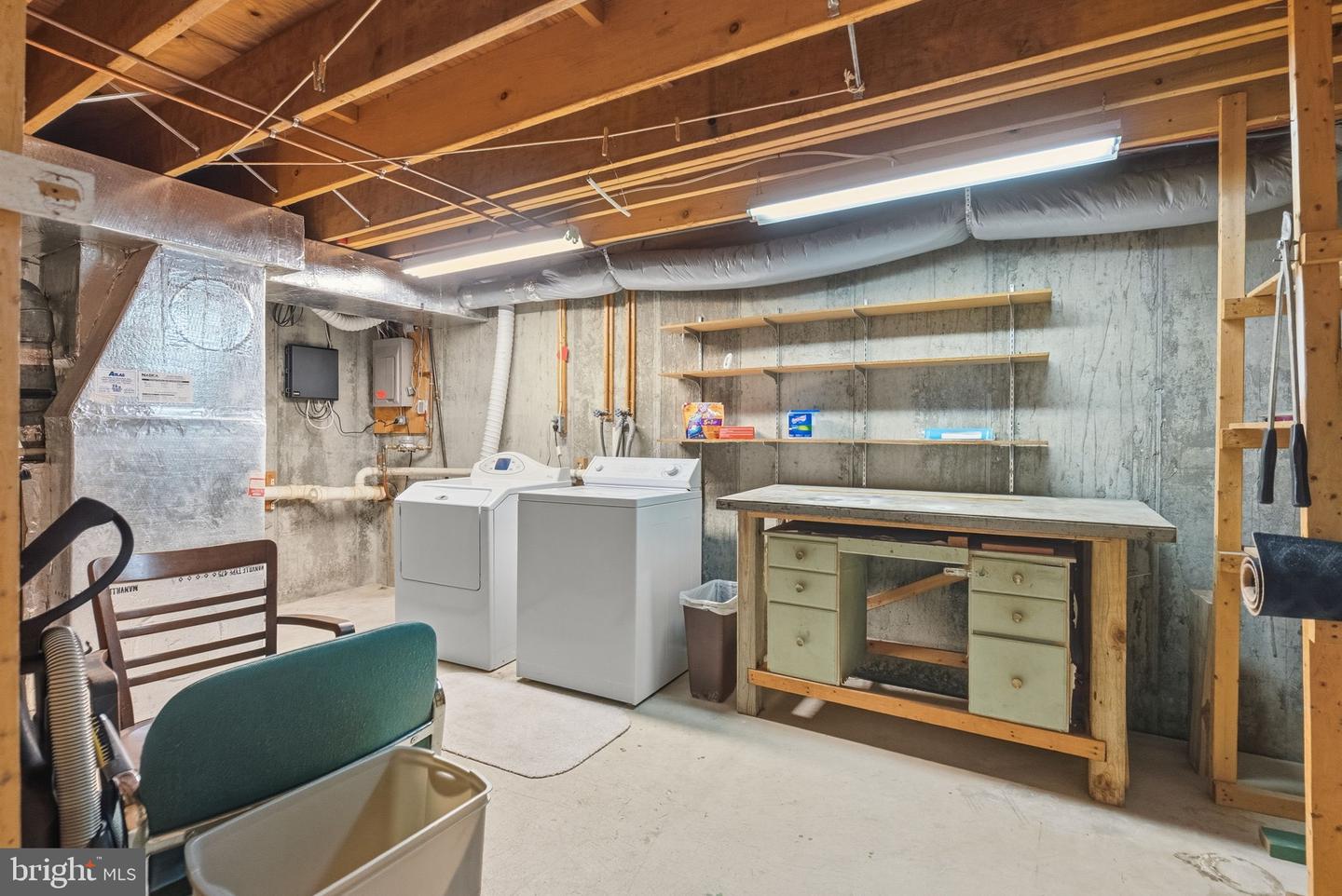 1909 Diane Cir Property Photo 28