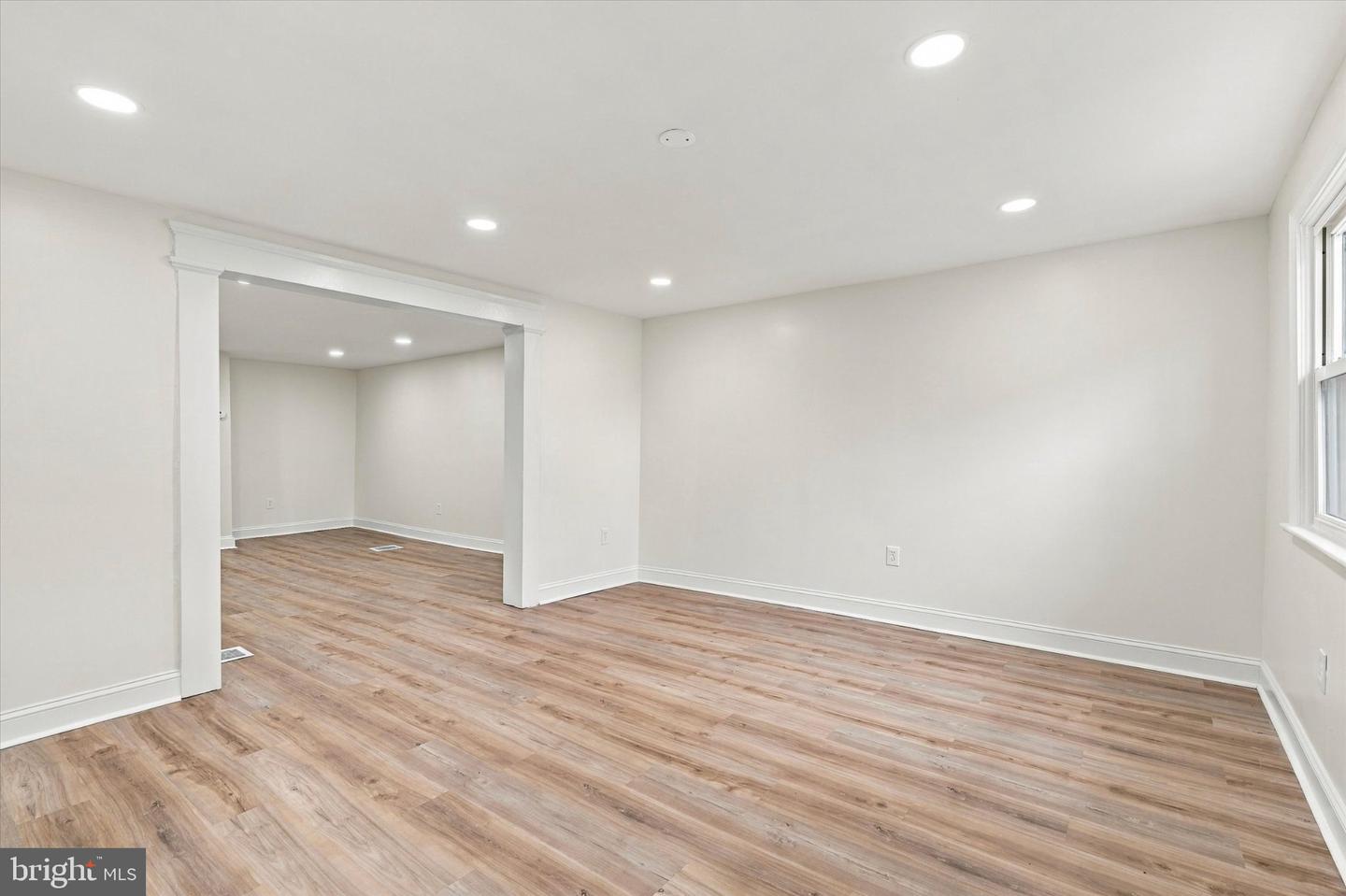 21 Grant St Property Photo 5