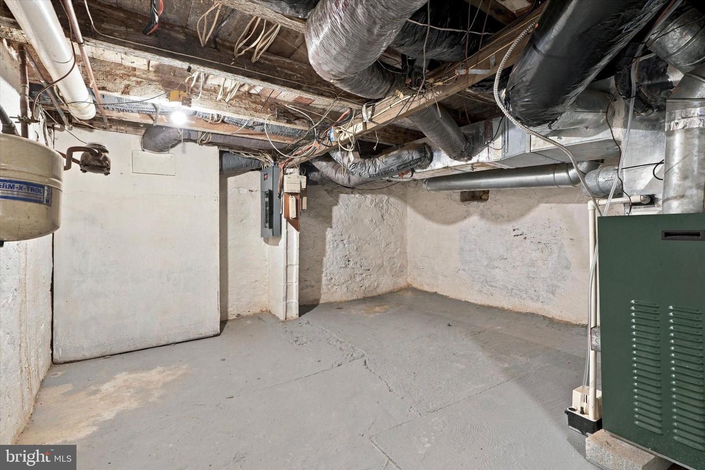 21 Grant St Property Photo 33
