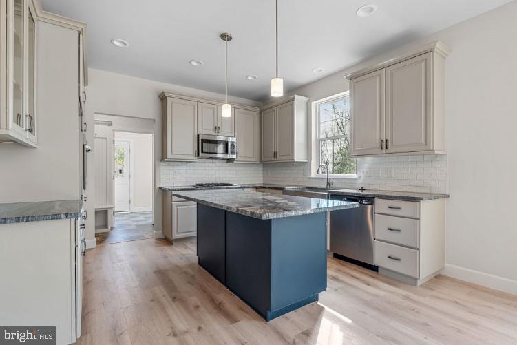 1798 Cold Springs Park Property Photo 8
