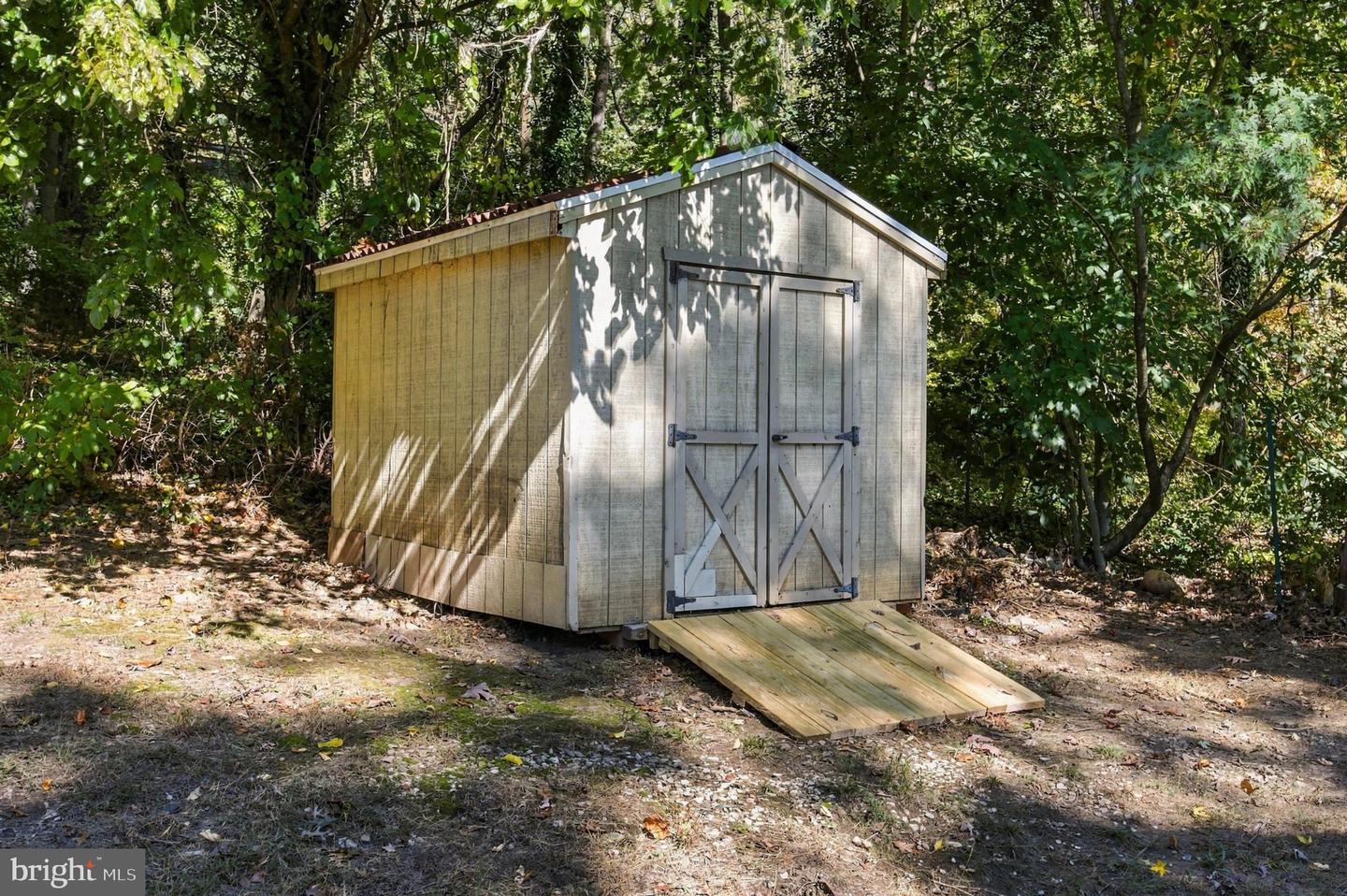 3407 Humpton Rd Property Photo 33