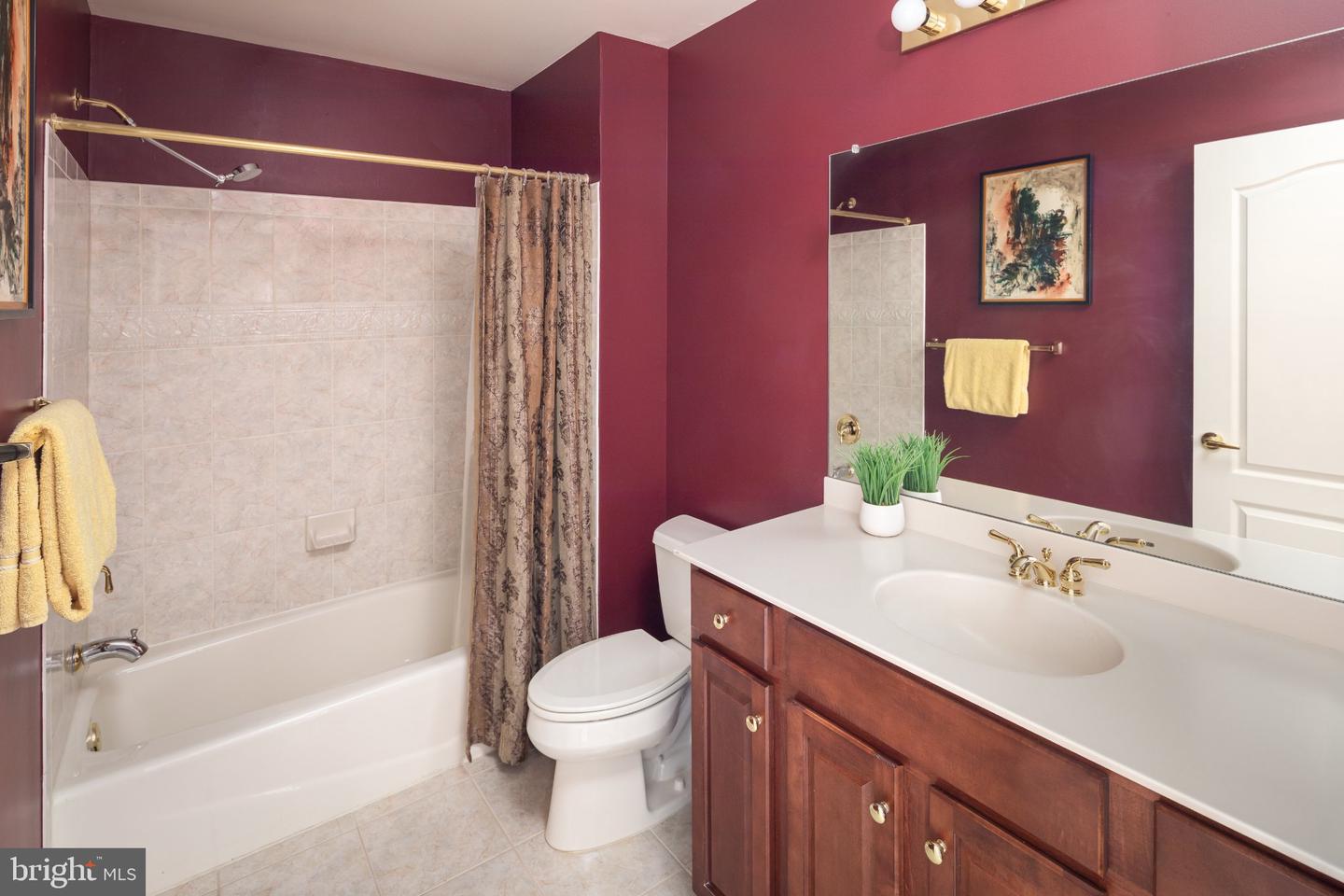 1666 Yardley Dr Property Photo 28