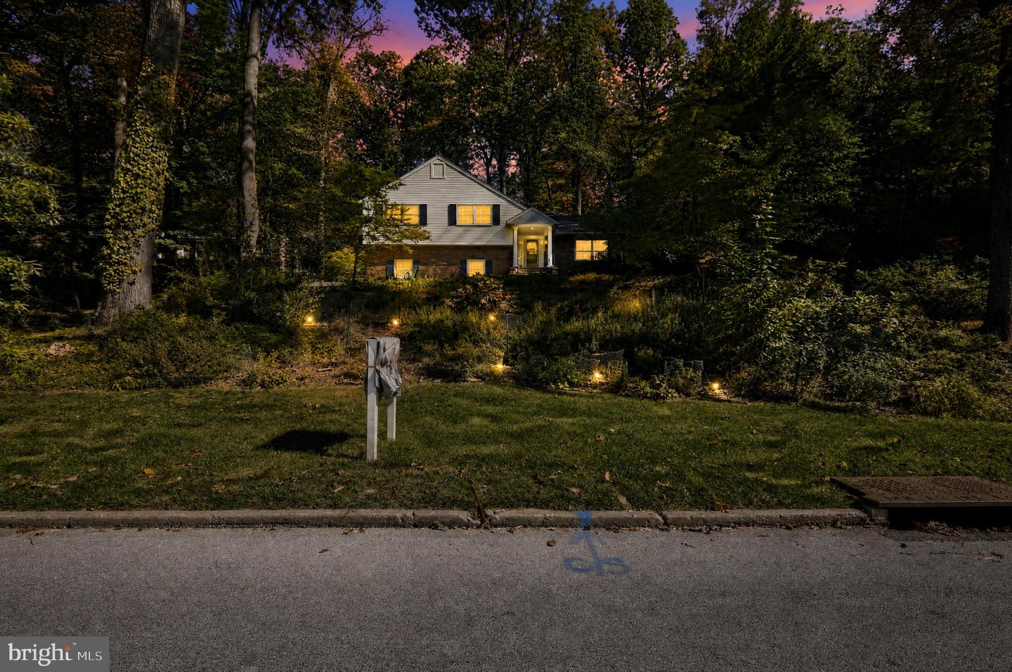 726 Old State Rd Property Photo 4