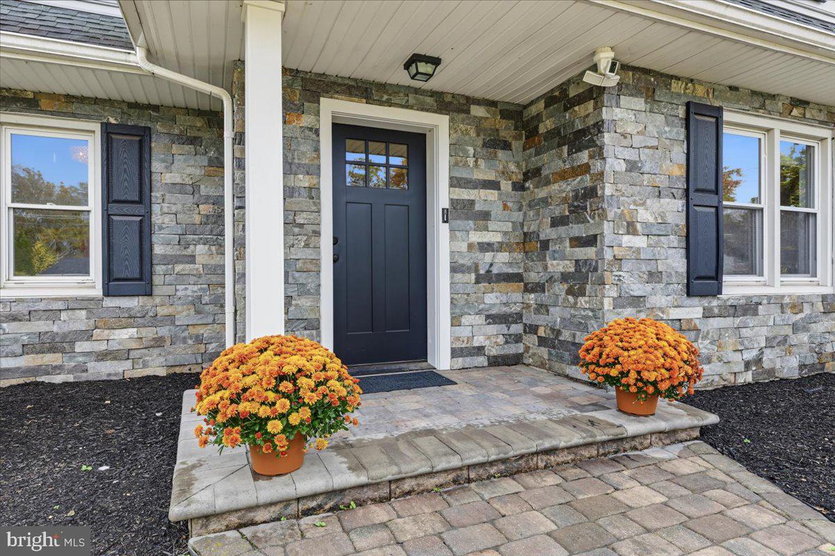 1216 Township Rd Property Photo 4