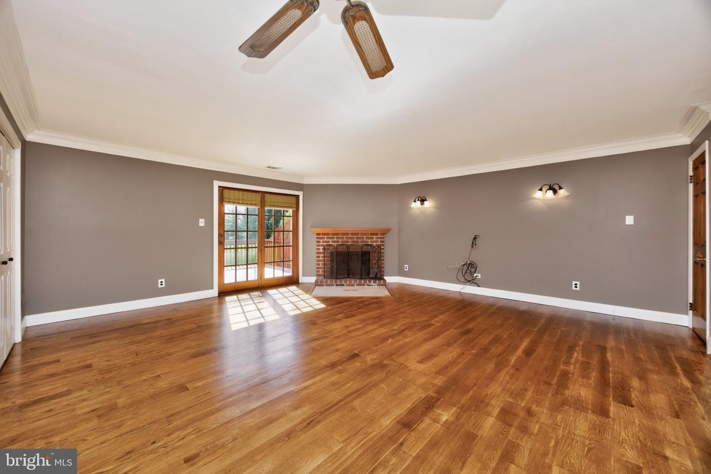 135 Lampeter Ct Property Photo 11