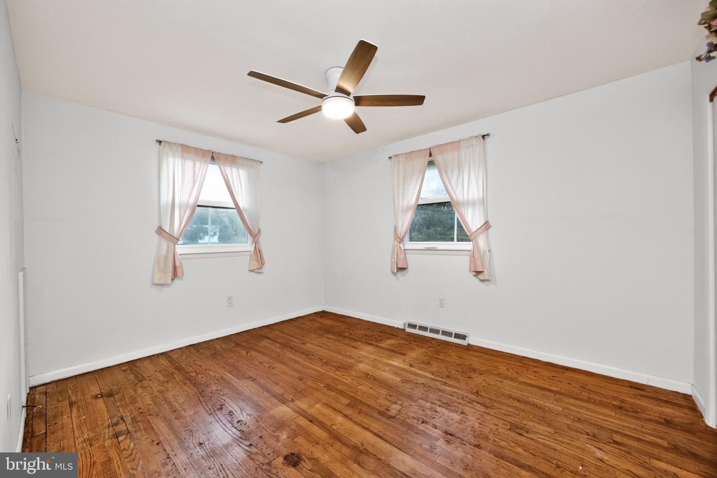 725 Susan Dr Property Photo 22