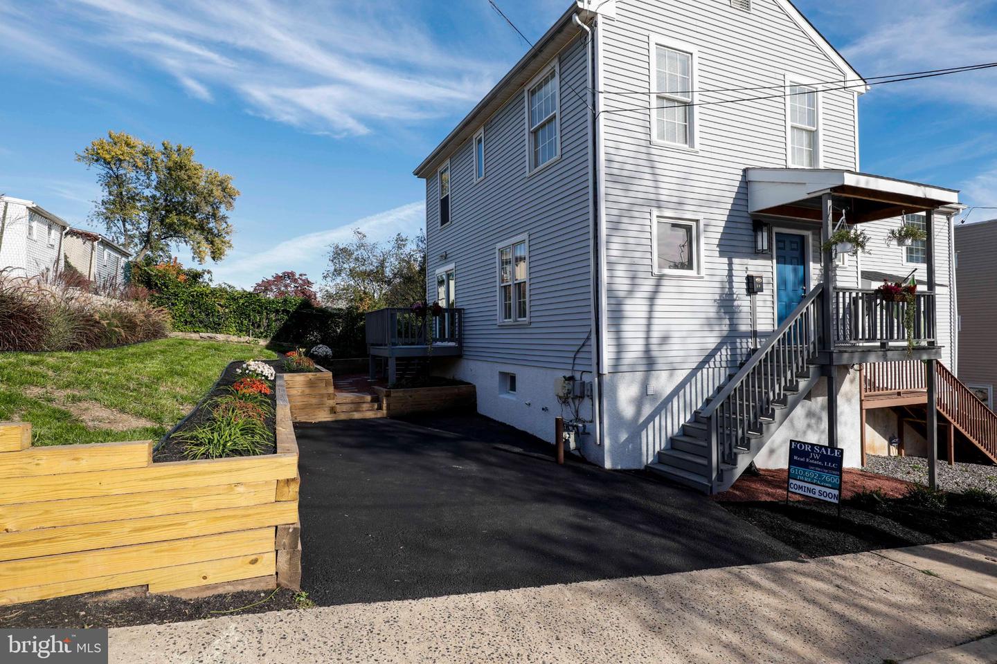 39 Dayton St Property Photo 1