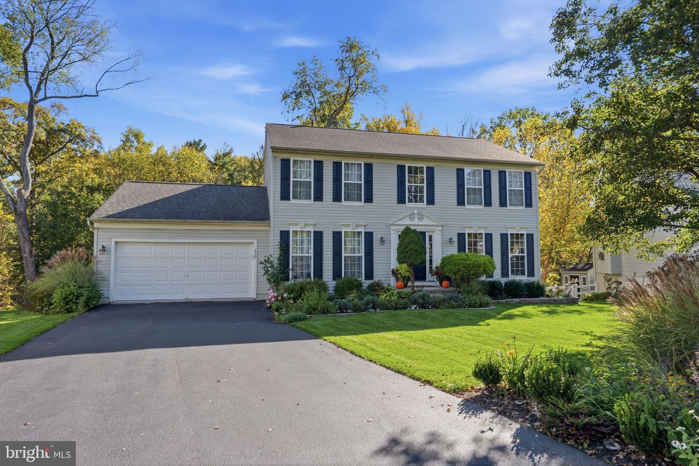 422 Winding Stream Rd Property Photo 1
