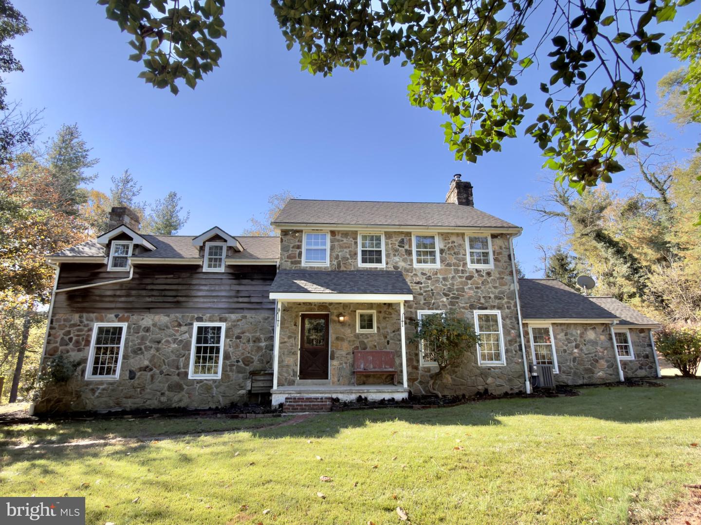 2305 Brintons Bridge Rd Property Photo 1