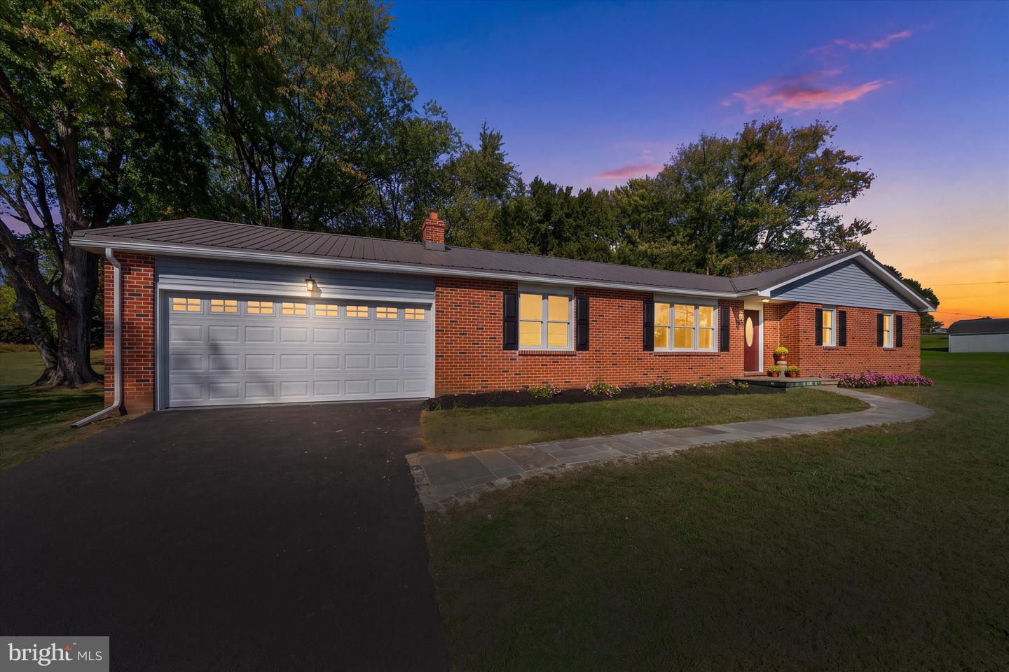 613 CHESTERVILLE RD Property Photo 1