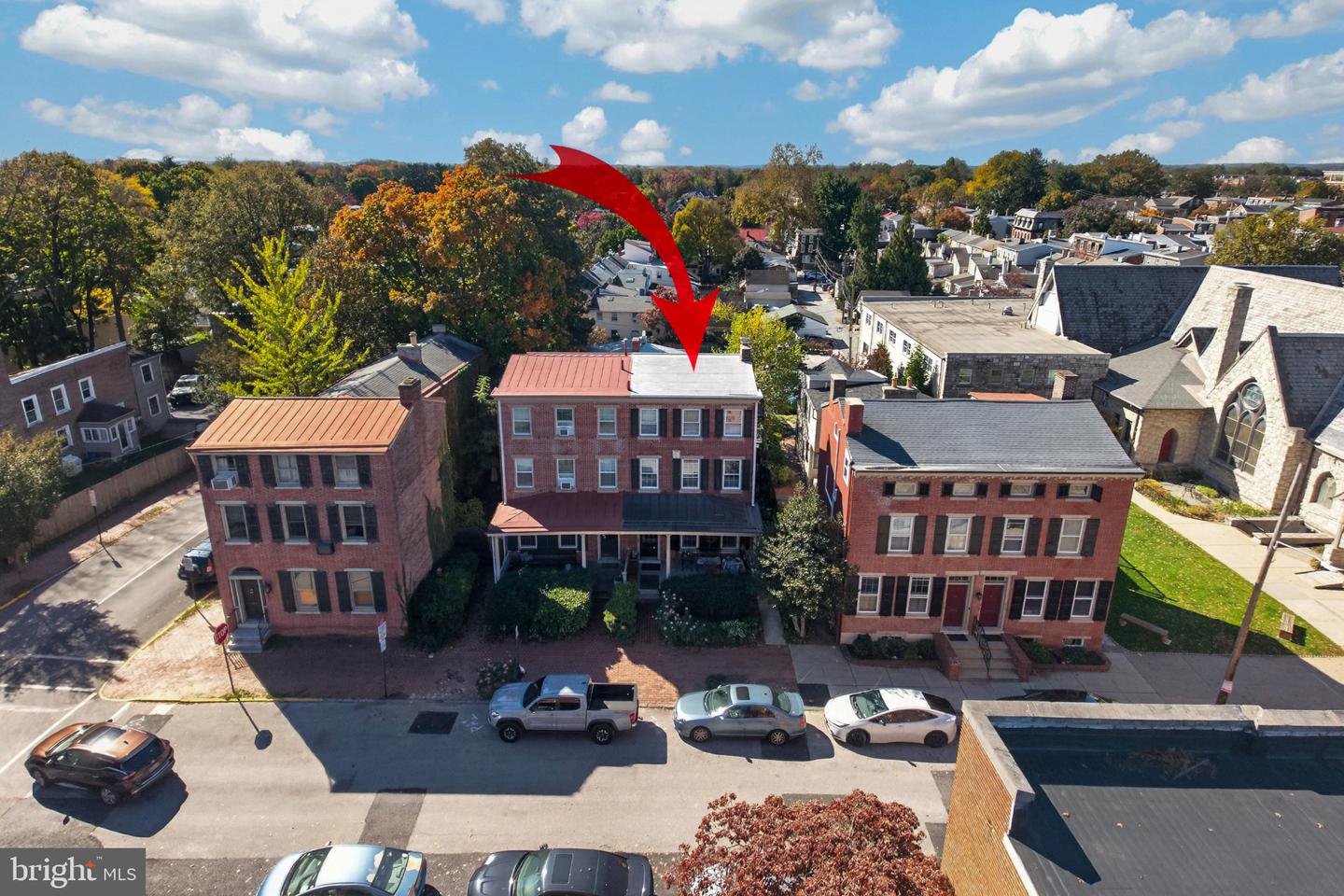 220 S Church St Property Photo 1