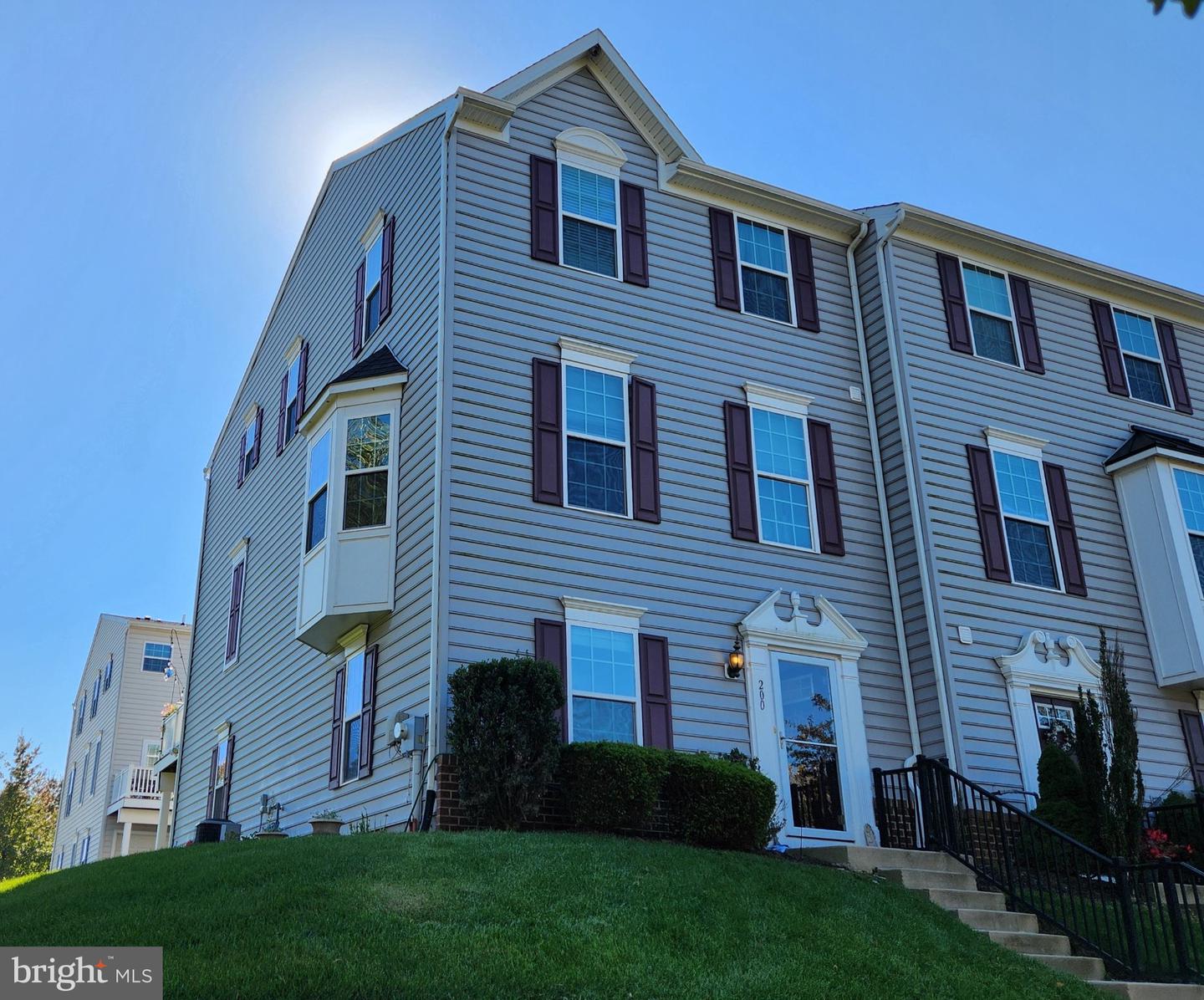 200 Ashburn Rd Property Photo 1