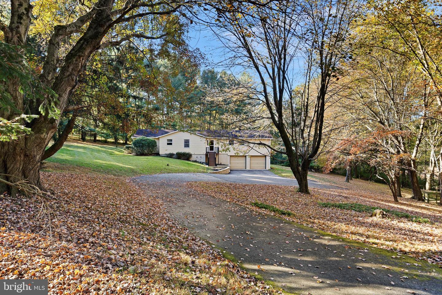 6 Dew Rd Property Photo 1
