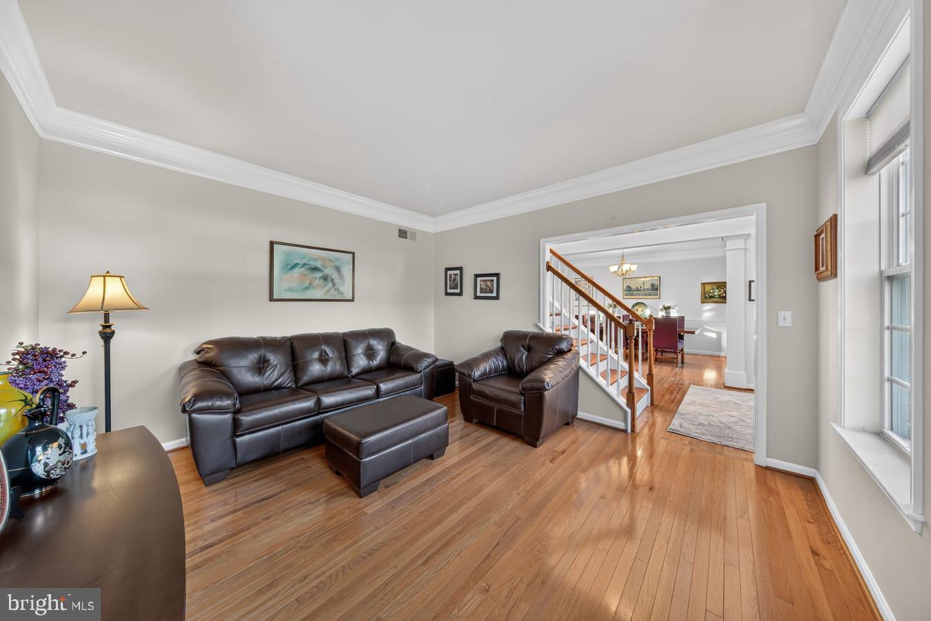 15 Windsor Ct Property Photo 11