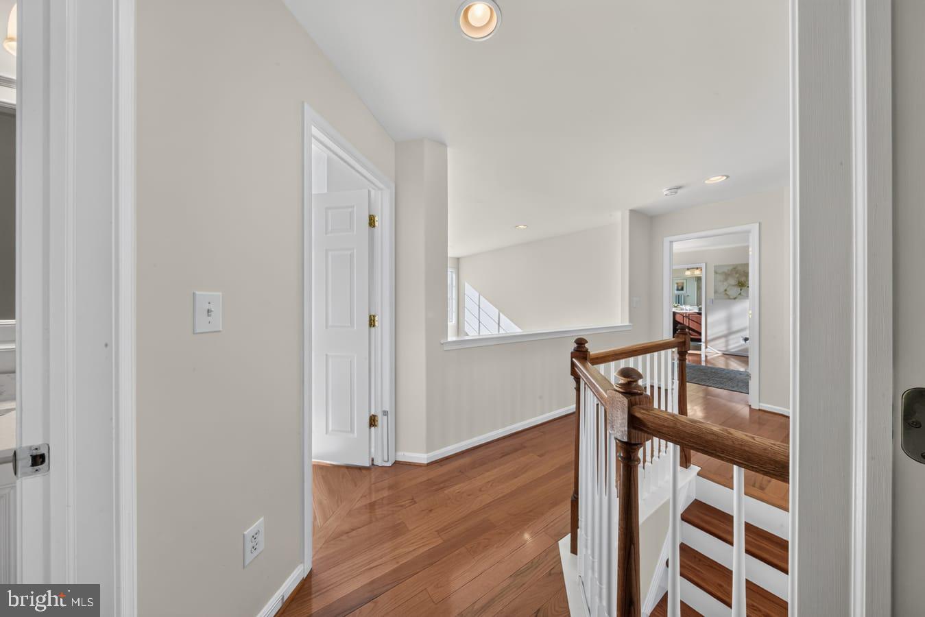 15 Windsor Ct Property Photo 40