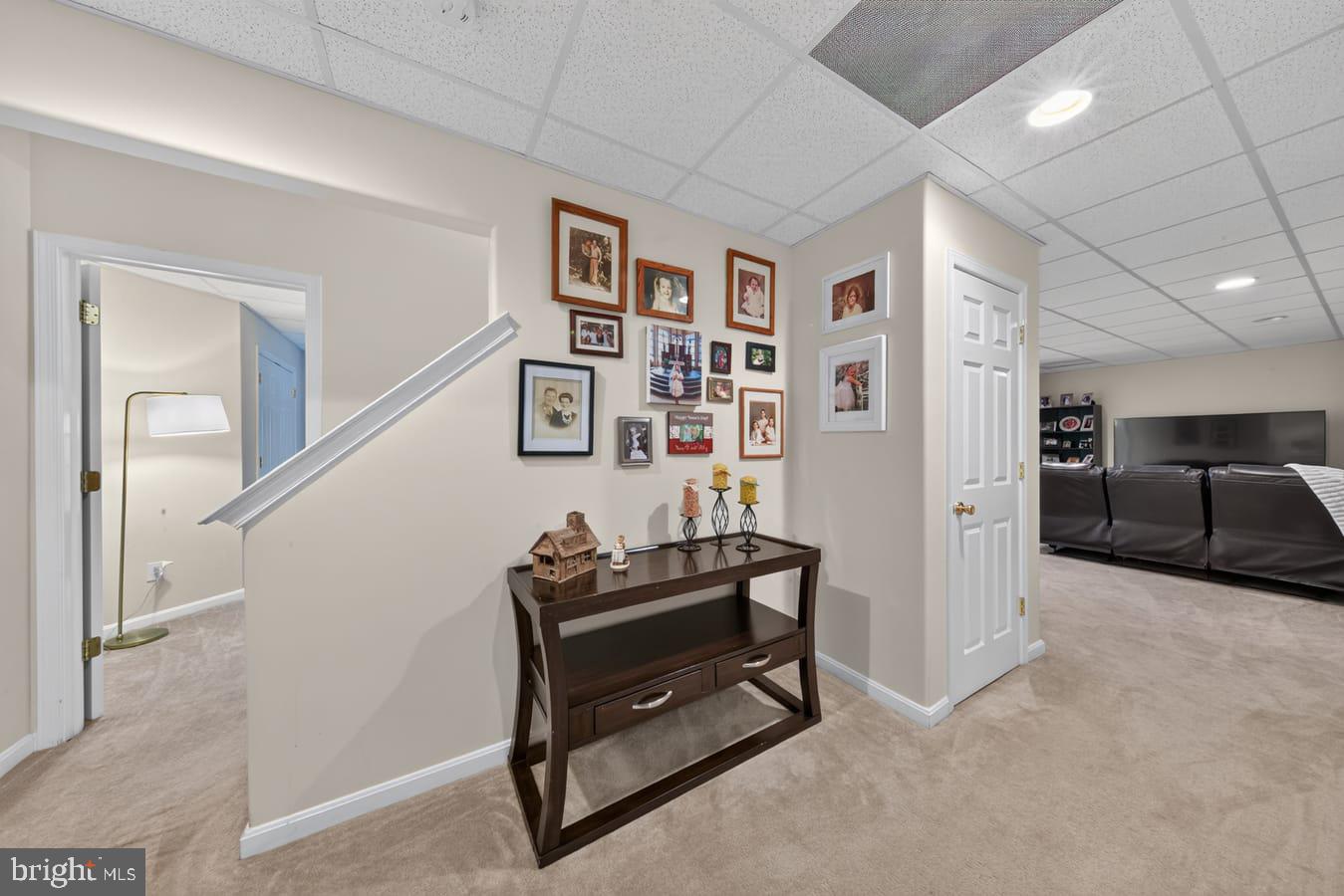 15 Windsor Ct Property Photo 68