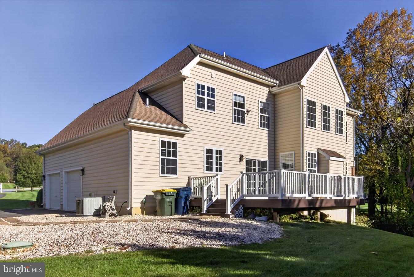 15 Windsor Ct Property Photo 87