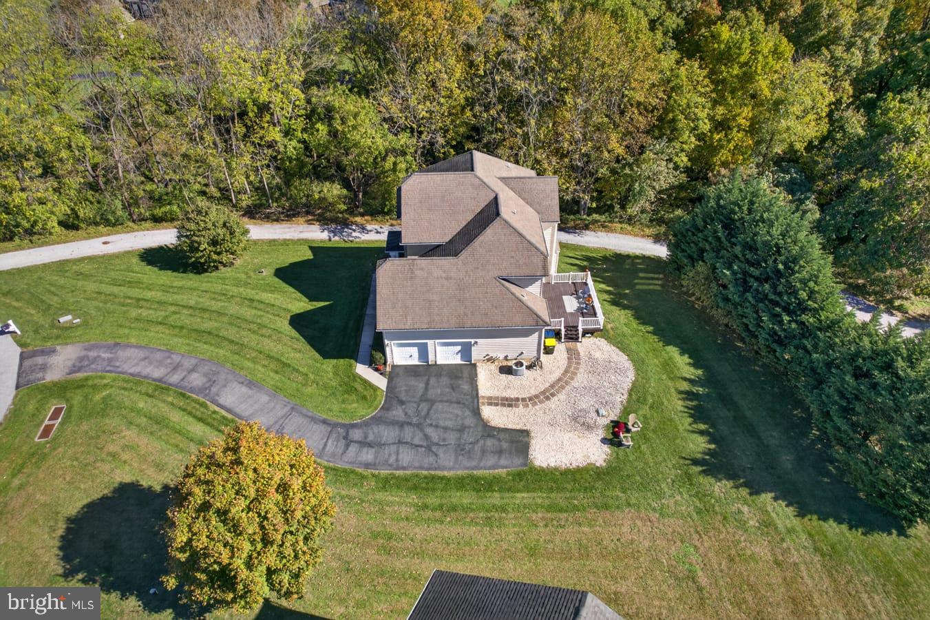 15 Windsor Ct Property Photo 111