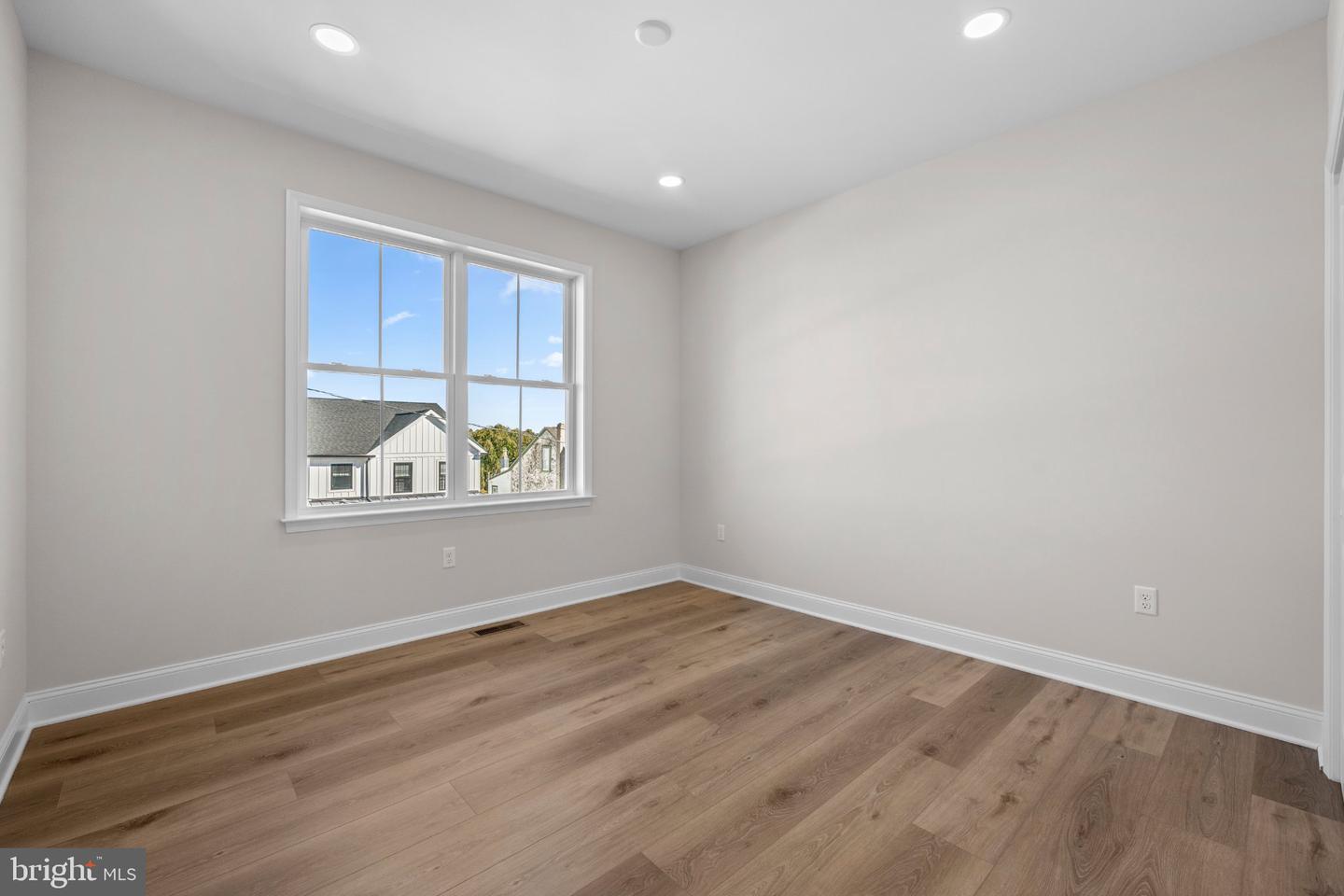 416 South St Property Photo 39