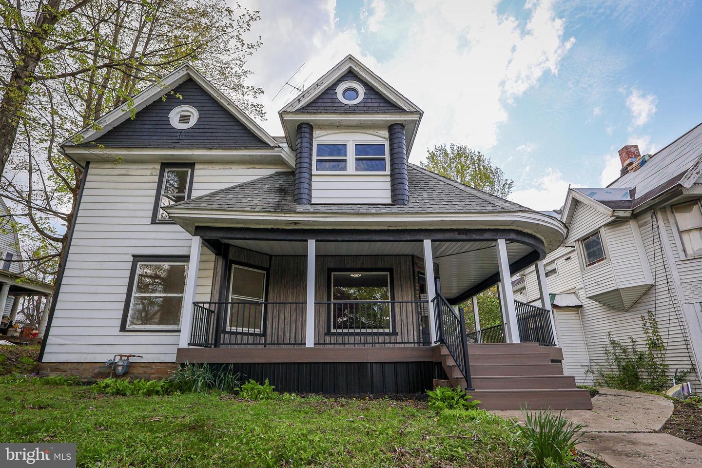 506 S MAIN ST