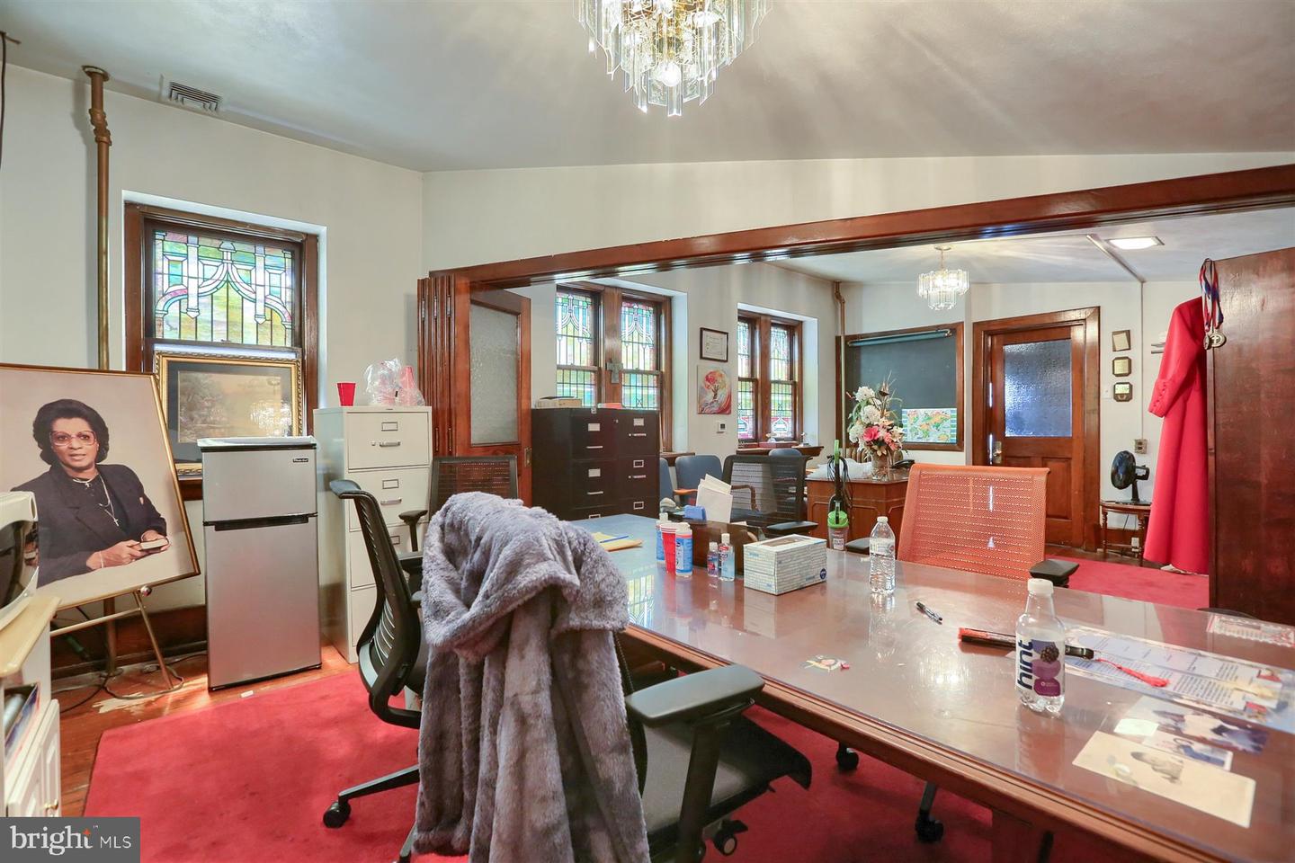 300 Pine St Property Photo 19