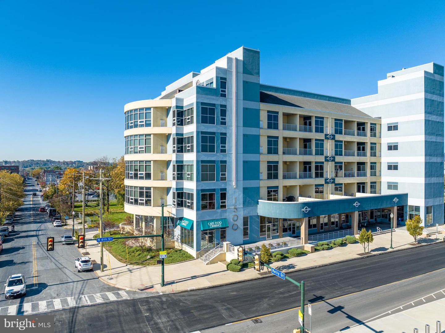 1500 Condominiums Real Estate Listings Main Image