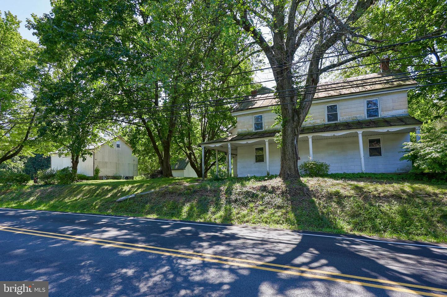 8363 Jonestown Rd Property Photo