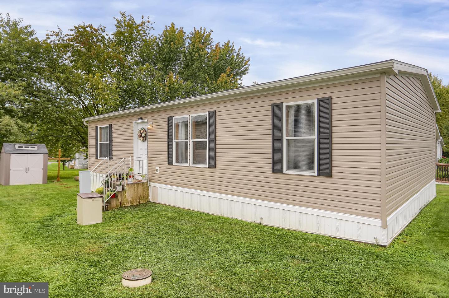 8 Railway Avenue Property Photo