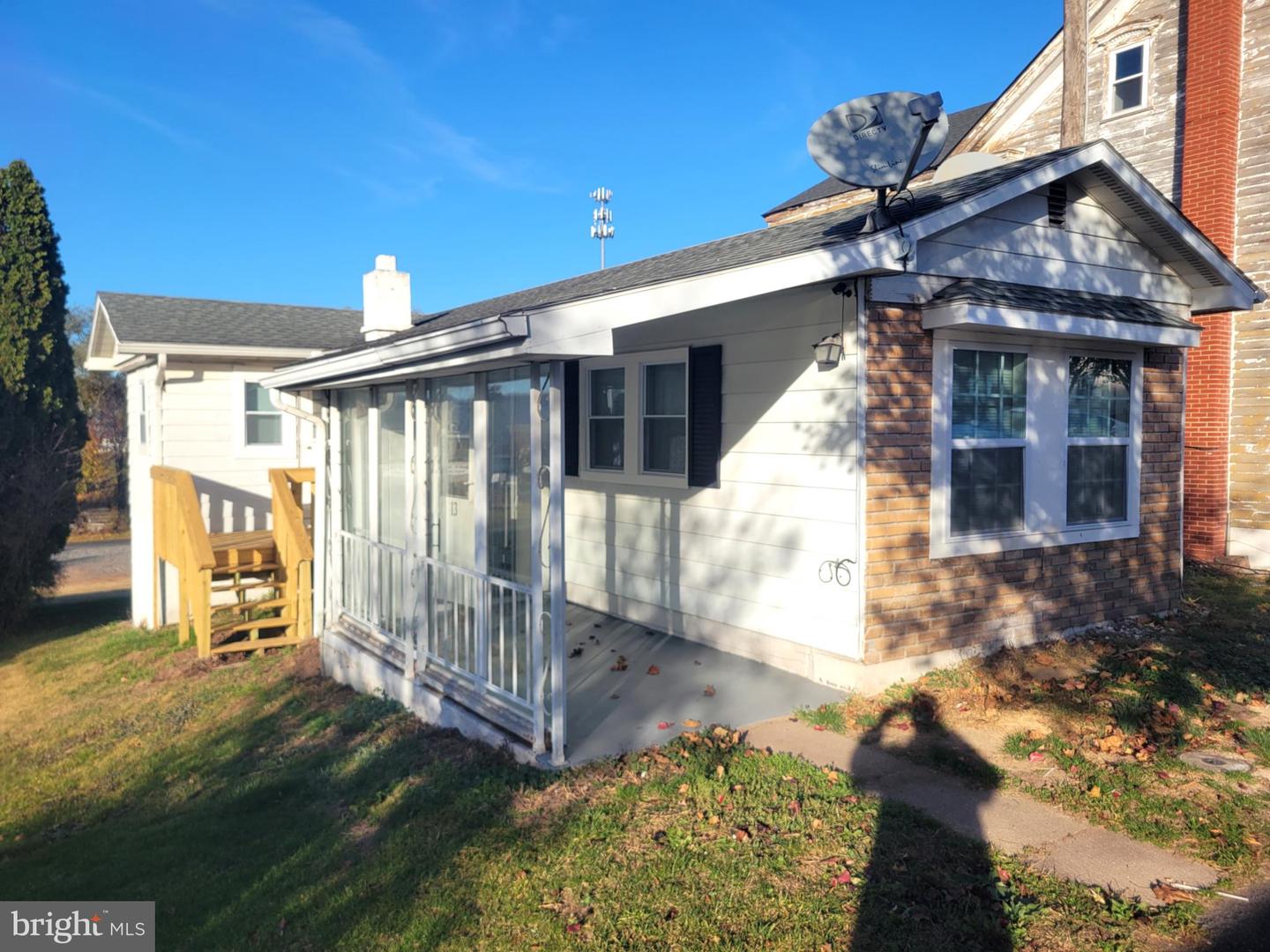 Gratz Real Estate Listings Main Image