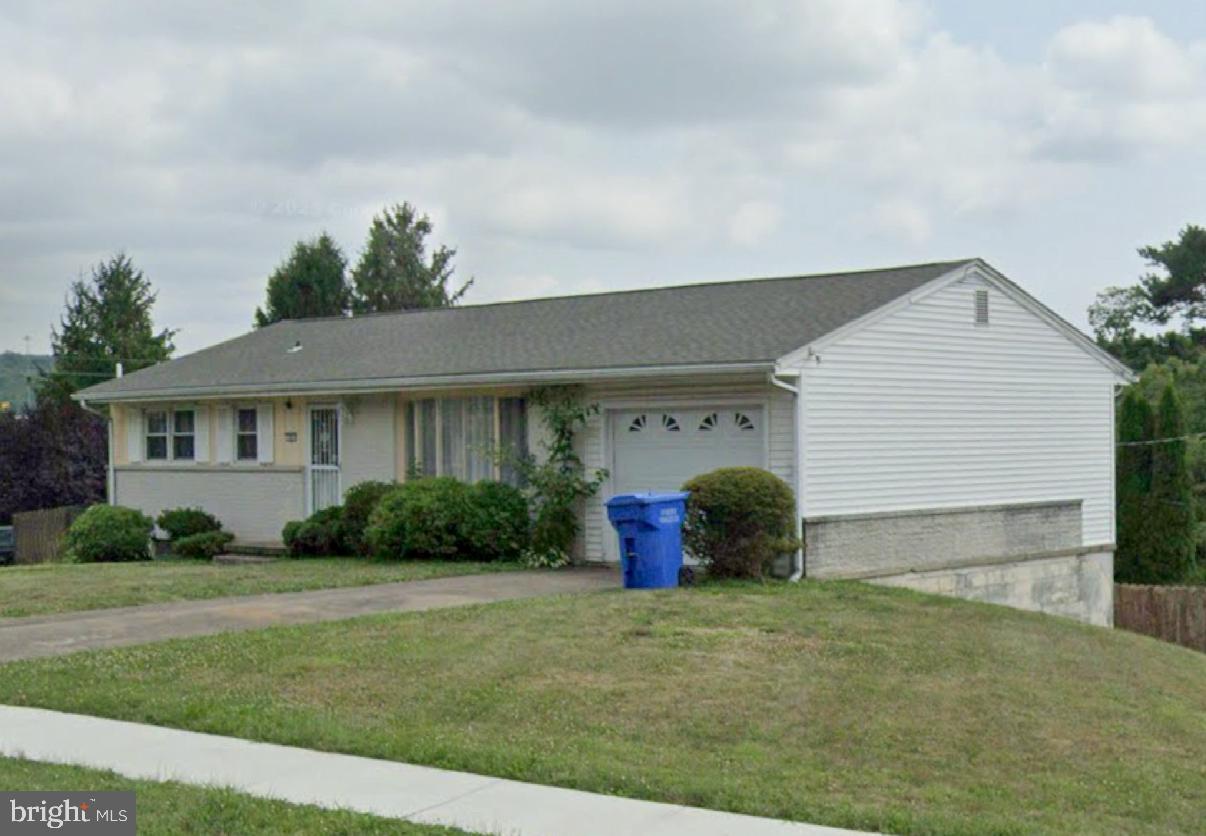 69 Delmont Ave Property Photo 1