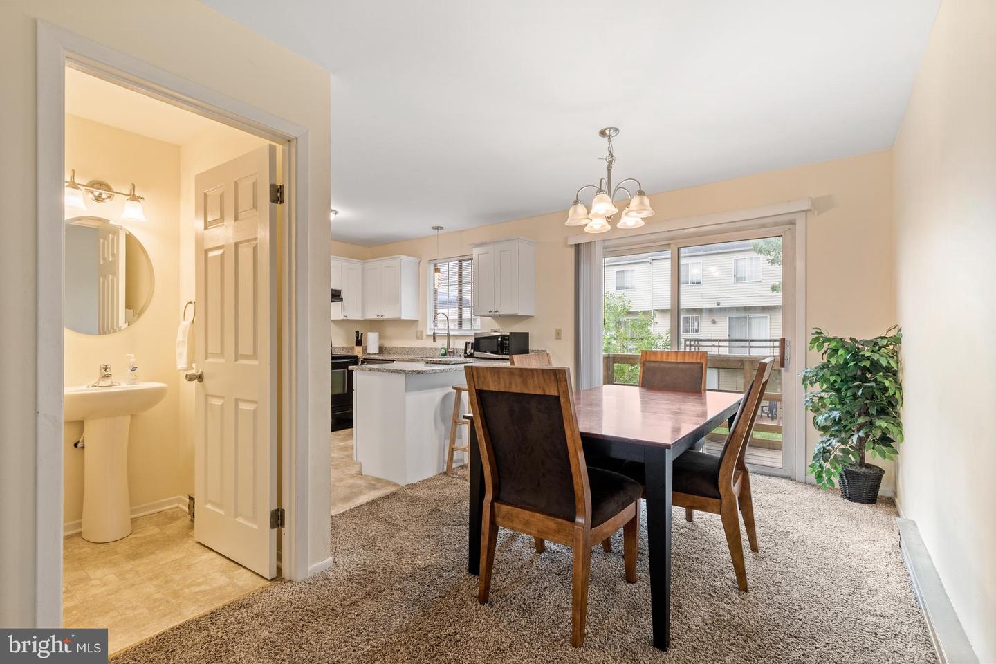 276 Broad St Property Photo