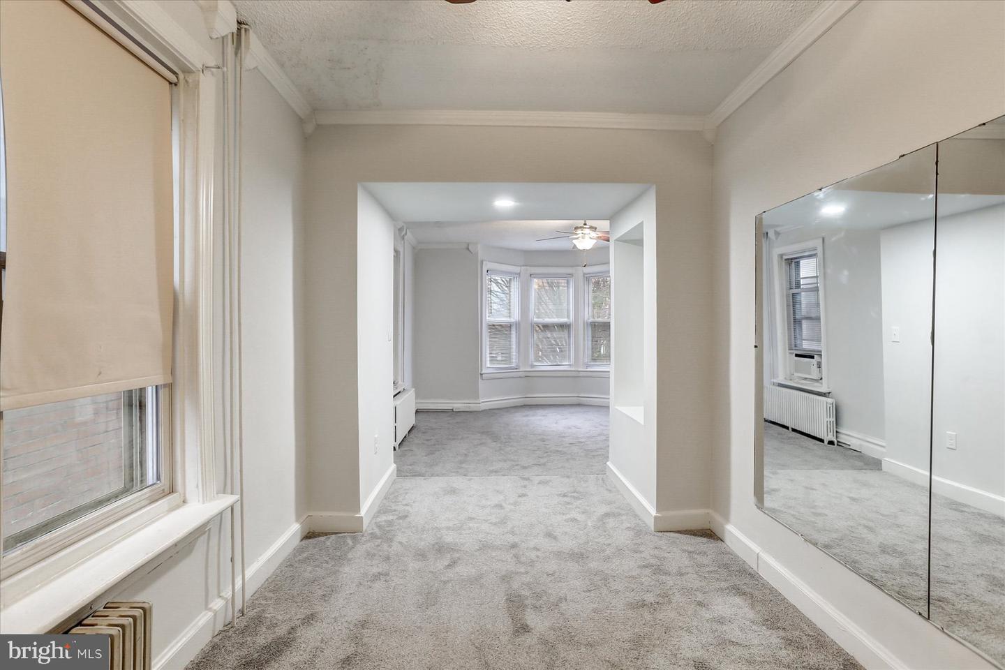 1723 State St Property Photo 17