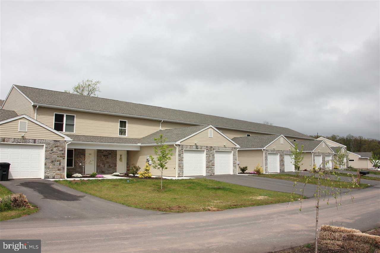 147 Natures Trl Property Photo