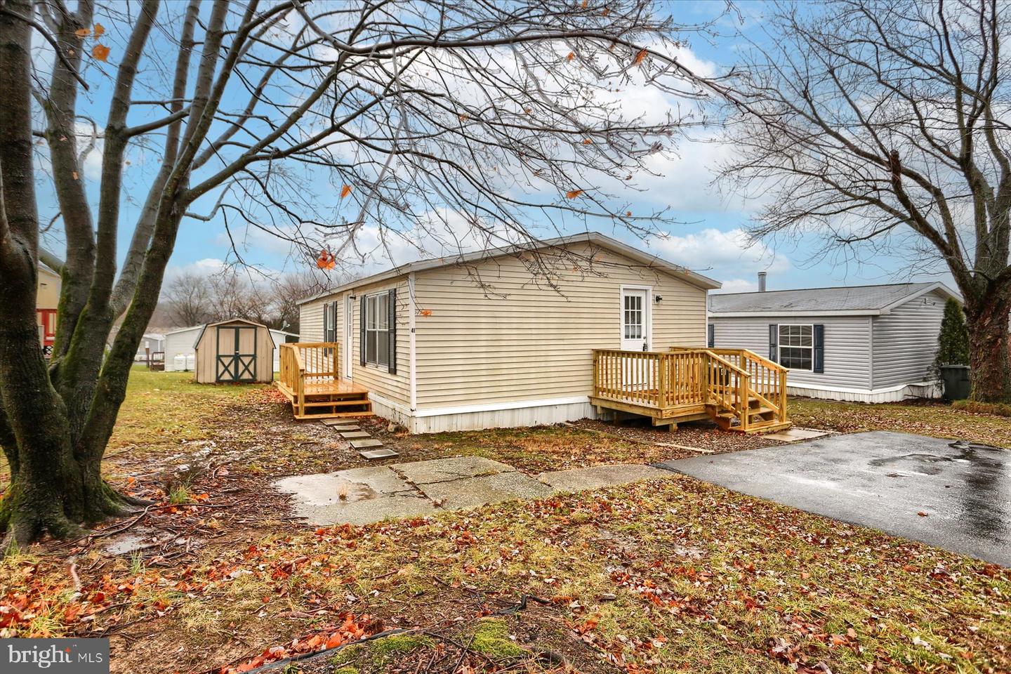 41 Dallas Dr Property Photo