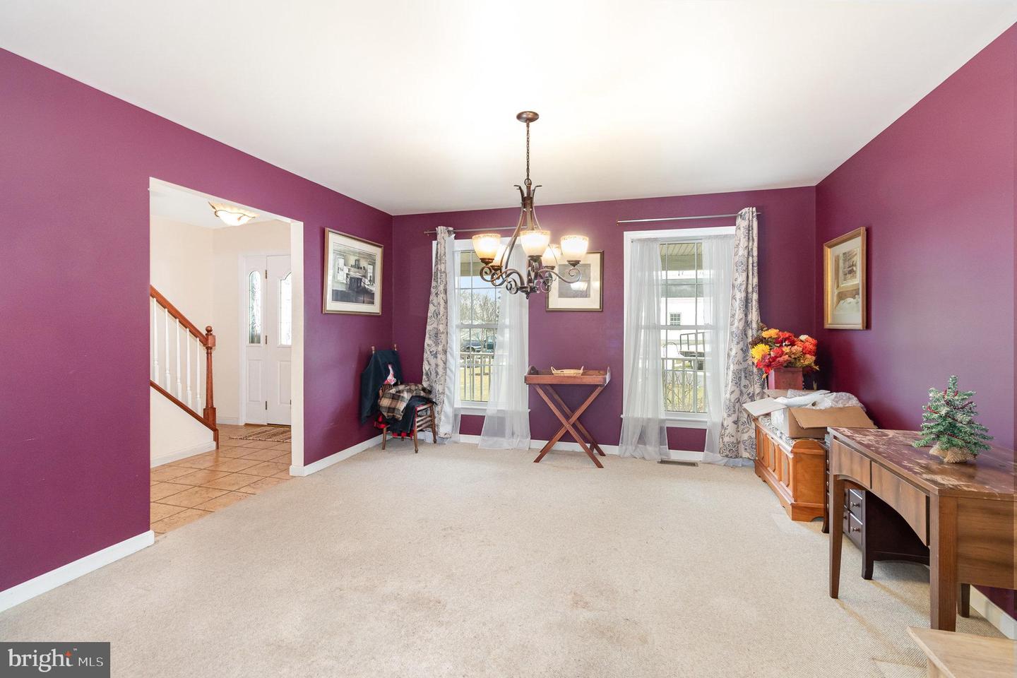 4229 Roundtop Rd Property Photo 4